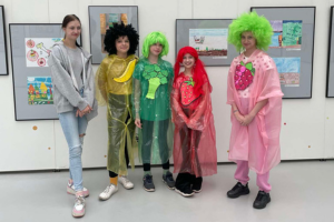 Relacja z otwarcia wystawy ArtStacja XVII – „Od uprawy do potrawy”